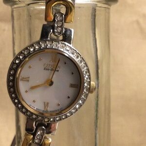 Citizen crystal eco-drive crystal accented circular watch new battery